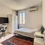 Studio Carre D\'Or. 2 Mins From The Croisette. 143