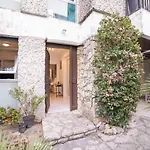 VILLA L\'OASIS - à 80 m du bord de mer et plage