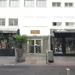 Alc - Mace10 - 6 Min Palais And Beaches