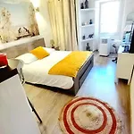 Logement A Cannes Suquet, Emplacement Privilegie