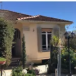 les néfliers