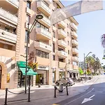 Situation Exceptionnelle Rue D Antibes Centre Cannes! By Halldis