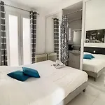Luxueux Appartements Idealement Situes En Plein Centre Ville De Cannes
