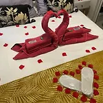 Love Room A Cannes - Appartement 25M2 Pour 2 Personnes Avec Un Jacuzzi Prive