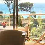 Sea Side Apartment