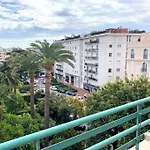 Viva Riviera Large 1 Bedroom With Sunny Terrace