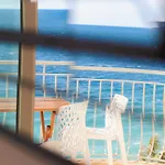 Rooftop De La Plage Charming Apartment On Seafront With Superb Roof Terrace