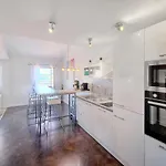 Immogroom - Refurbished - Sea View - Wifi - Air Conditioning