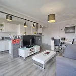 Immogroom -Terrace - Air Conditioner - Wifi - 15 Min From The Palais