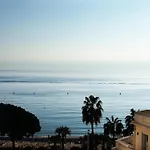 Croisette Vue Mer Laterale