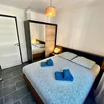 Le Marignan By Scls Locations