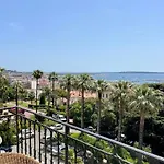 Newly Renovated! Harbour View On Balcony Terrace
