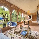 Charming Appartement In A Manor In Cannes
