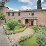 Charming Appartement In A Manor In Cannes