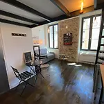 Mar1 - Studio Loft Avec Couchage En Mezzanine, Centre Ville