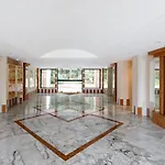 Select Home Yourhosthelper