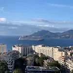 Proche De La Croisette Et Plage
