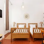 Luxury 3 Bd Aptment With Sea View