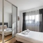 Charmant Appartement A 300 Metres Des Plages De La Croisette