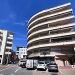 Rue D\'Antibes- Residence Antares
