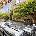 Stunning 2 Bedroom Flat, 2 Min From The Croisette
