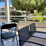 Centre Cannes Martinez, Beau F2 Avec Terrasse