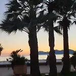 Appartement Cannes Centre Ville Pour Congres Ou Vacances A 5 Min De La Croisette, Plage