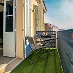 The Loft - Superb 2 Bedrooms On Top Floor With Terrace - 10Min To Palais & Beach!