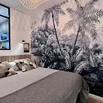 En Plein Centre De Cannes A 2 Pas De La Croisette