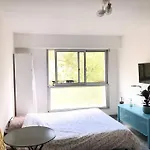 Beau Studio Avec Piscine