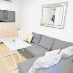 1 Bedroom Flat With Balcony Cannes Center Croisette 6Ppl