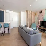 Renovated Bijou Gem In Heart Of Cannes