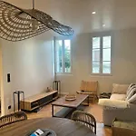 Maison De Ville Cannes Centre
