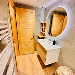 Les Appartements De Nana 2 - T2 Hypercentre, Rue Meynadier, Palais & Plage, Clim, Wifi