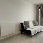 Studio Cabine A Cannes La Bocca - Vue Mer, Piscines, Parking, 200M De La Plage - Fr-1-609-74