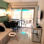 Appartement 3 Pieces Piscine Proche Plage Et Cannes