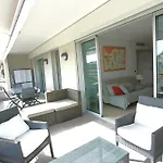 Fully Equipped Apartment With Large Terrace Lounge Area
