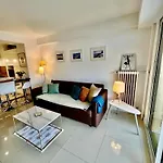 Appartement Cosy Calme Central-Terrasse Proche Palais