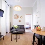 Appartement Lumineux Et Renove Centre Cannes