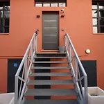 Loft Design, Forville, Centre De Cannes