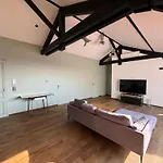 Cosy Place In Cannes
