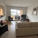 2 Bedroom Apartment With A Pool In The Heart Of Cannes Easy Walk To The Main Beach On La Croisette - 2191