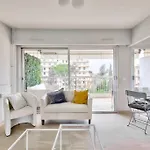 Superbe Studio Avec Terrasse A 10 Min De La Plage