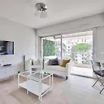 Superbe Studio Avec Terrasse A 10 Min De La Plage
