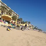 Only 60M To The Beach, 2 Bedroom Cozy Apartment, 80M2 Big Garden, Very Central