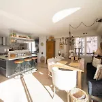 Cannes Luxury Rental - Pretty 3 Bedroom Apartment To Rent With 50M Terrace