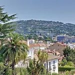 Cannes - 3 Pieces A 15Mn Palais
