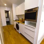 Superbe studio entièrement rénové - 50m croisette