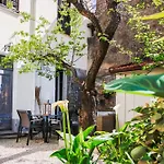 Appartement Tres Cosy Avec Cour