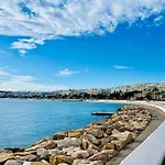 Fiorella\'S Cannes Oasis